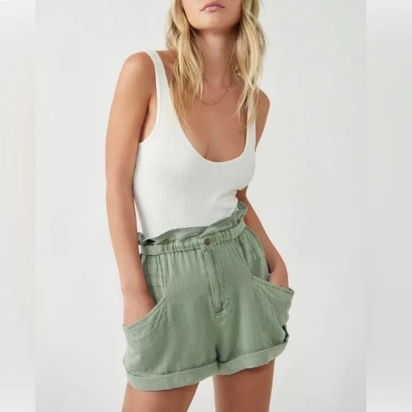 FREE PEOPLE OIL GREEN LINEN - COTTON BLEND SHORTS NWT